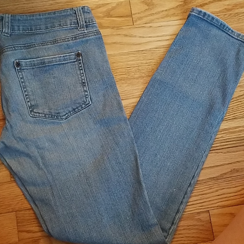 Forever 21 Skinny Jeans. Size 27.